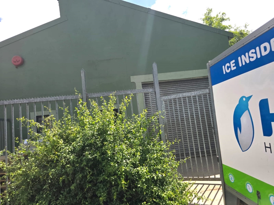 Commercial Property for Sale in Dal Josafat Western Cape